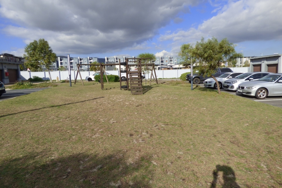 2 Bedroom Property for Sale in Burgundy Estate Western Cape